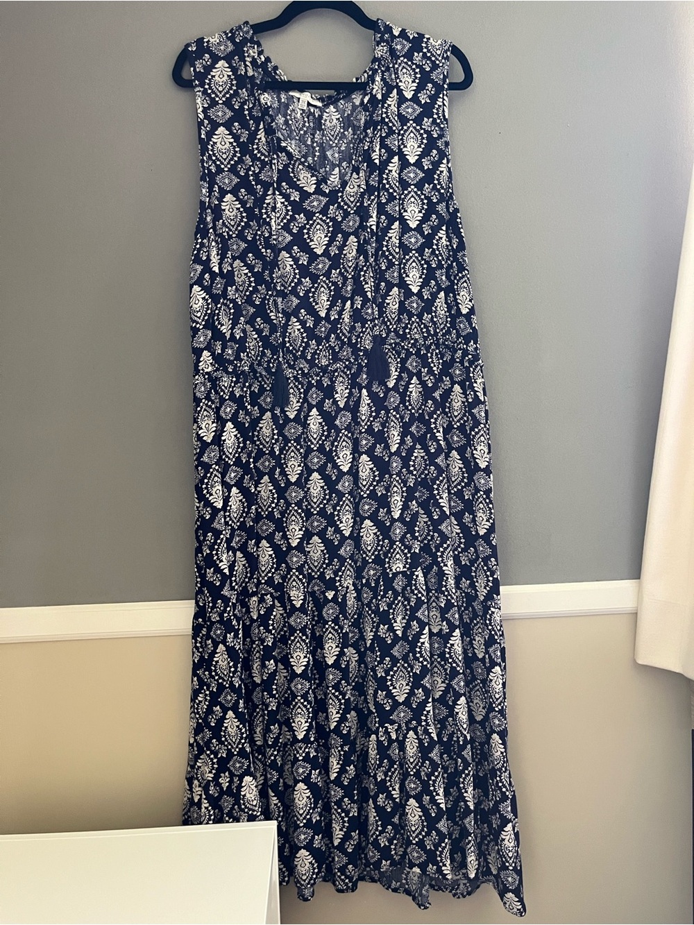 Angels Maxi Dress 3X Navy White Boho Print Tassel Tie Sleeveless Pull-On Flowy